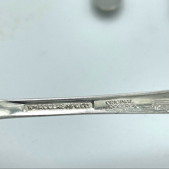 WM Rogers MFG Co Original Rogers Silverplate Inheritance 1941 spoons forks - Picture 7 of 9